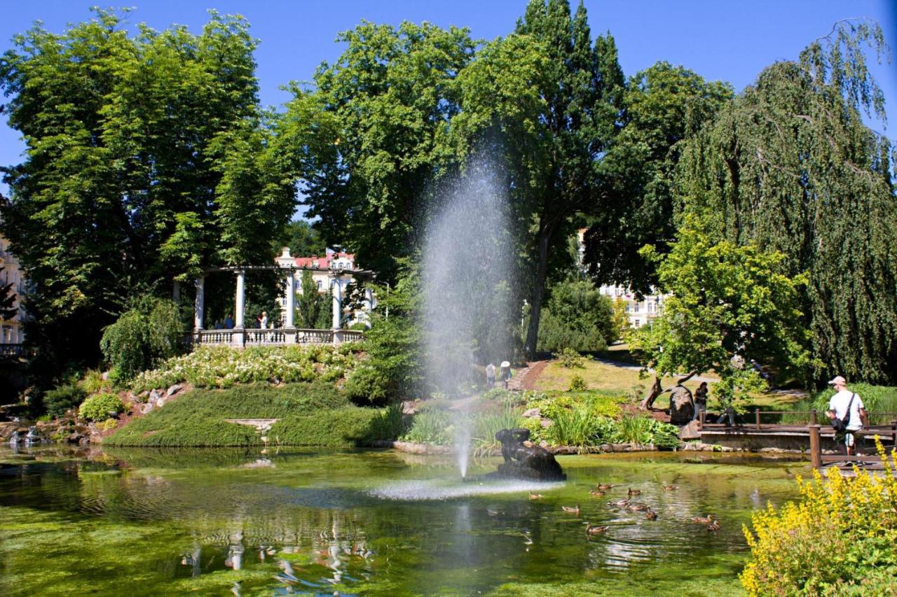 Villa Shafaly Mariënbad Buitenkant foto